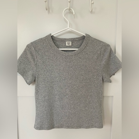 Sunday best tee - Picture 1 of 4